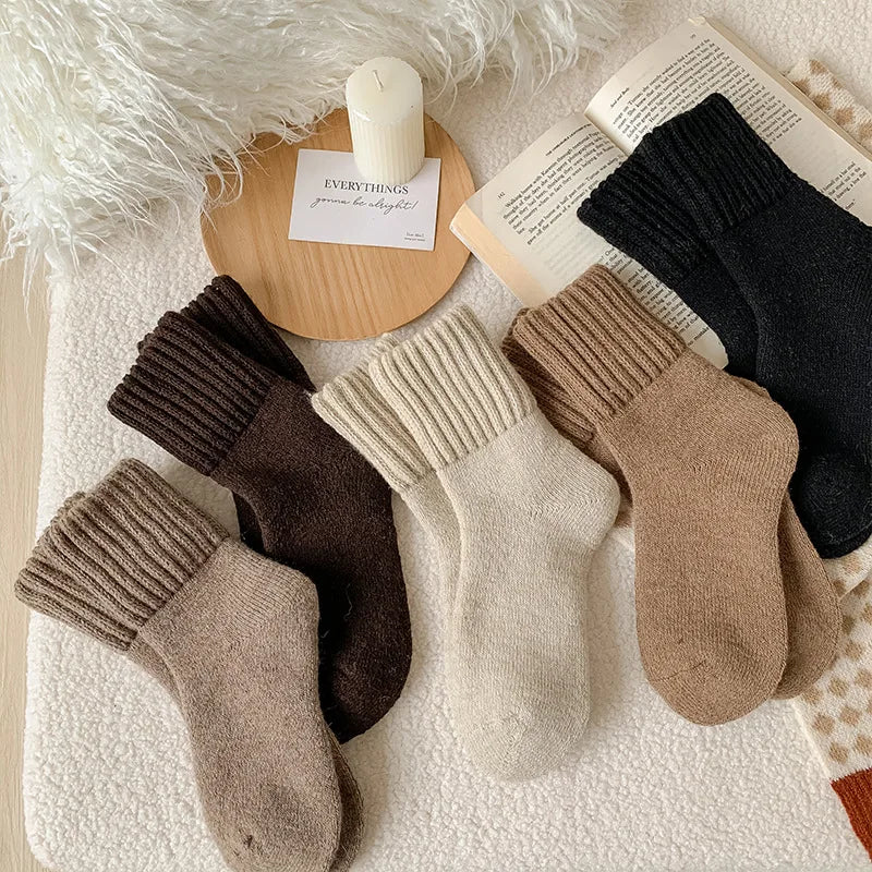 Chaussettes Femme Ultra Douces – Cozy & Chaudes pour l’Hiver